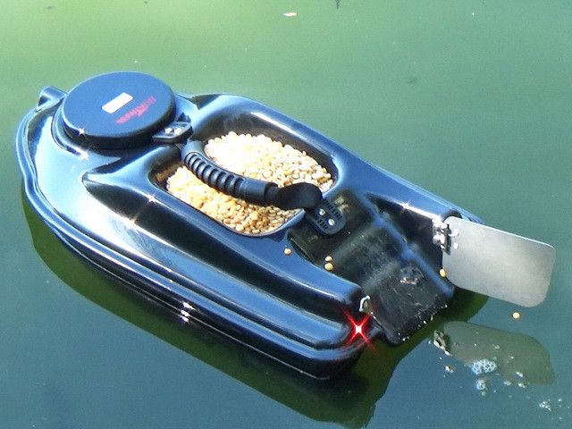 Короповий кораблик Boatman ACTOR Carbon 10A для завезення підгодівлі та наживки. 1491611409 фото